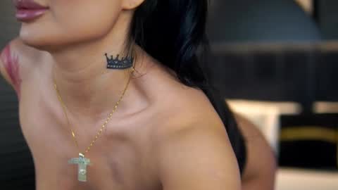 Kylie online show from March 10, 9:18 pm