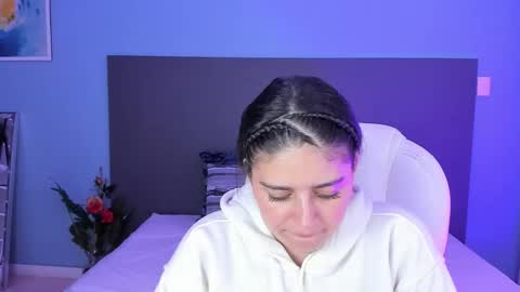 Snapshot of kylie_reyes chatting on March 7, 7:16 pm Kylie Reyes online show from March 7, 7:16 pm