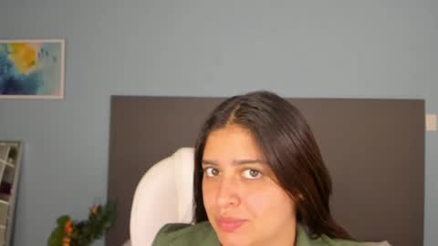 Snapshot of kylie_reyes chatting on February 14, 7:33 pm Kylie Reyes online show from February 14, 7:33 pm
