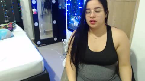 Snapshot of kylie_switch chatting on January 12, 12:18 am Instagram Kylie switch followme buy lovense here online show from January 12, 12:18 am