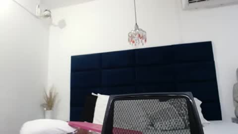 Melissa online show from October 18, 11:14 am