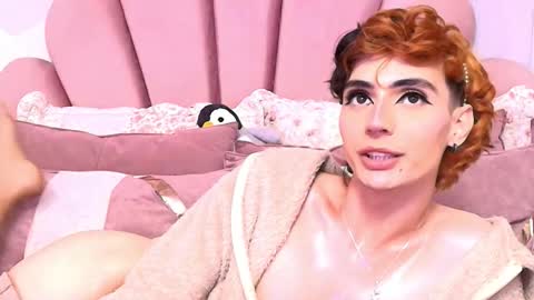 Kylie jl online show from February 17, 4:39 pm