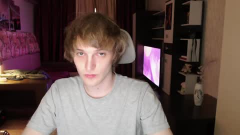 l1onkennedy online show from March 22, 6:56 pm