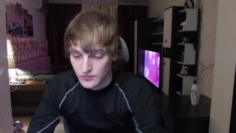 l1onkennedy online show from November 8, 8:45 pm