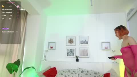 Viktoria White  online show from May 13, 4:05 pm