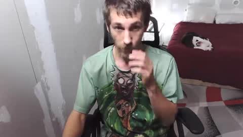 l1v1nth3dr3am online show from October 8, 4:40 am