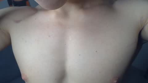 Snapshot of l_adonis_l chatting on December 20, 8:38 am Adonis online show from December 20, 8:38 am