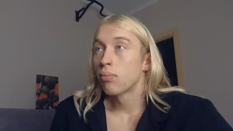 Snapshot of l_adonis_l chatting on December 28, 1:49 pm Adonis online show from December 28, 1:49 pm