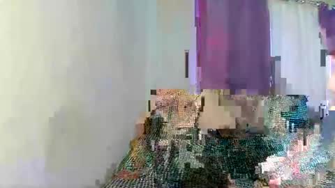 Laura online show from April 6, 6:03 am