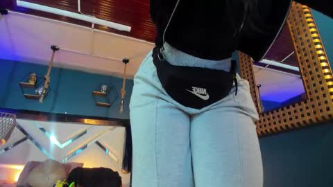 Cris  online show from November 12, 11:12 am