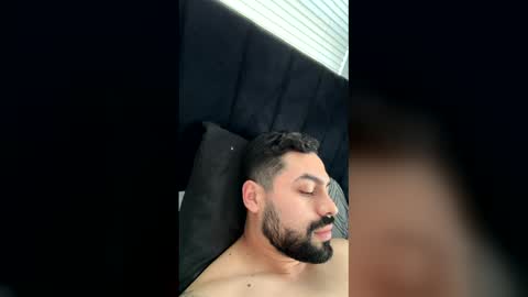 labrador16 online show from March 15, 3:15 pm