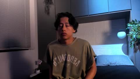 labrinthteasing online show from March 21, 12:10 pm