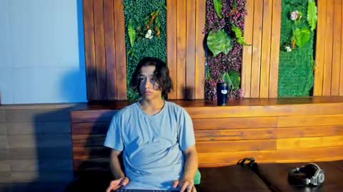 labrinthteasing online show from February 5, 1:04 pm