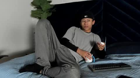 labrinthteasing online show from September 20, 12:41 pm