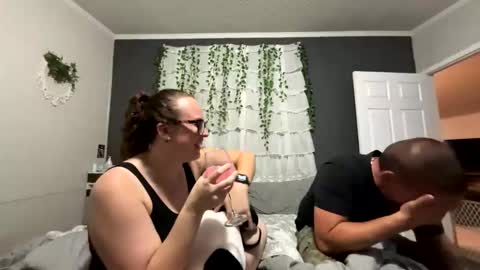 lacebehindthebiker online show from June 6, 3:01 am