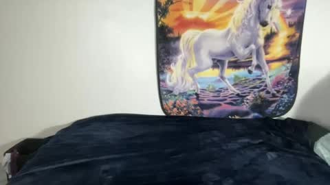 Lacy8Vankort online show from June 15, 3:59 pm