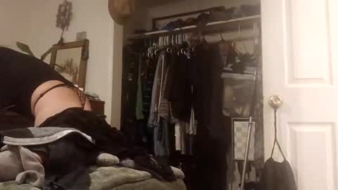 Snapshot of lacybell chatting on October 25, 3:18 am lacybell online show from October 25, 3:18 am