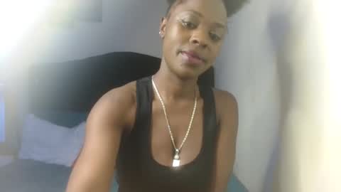 Snapshot of ladasha_montaz chatting on October 11, 11:08 pm ladasha online show from October 11, 11:08 pm