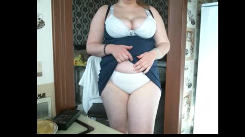 lady cute cat29 online show from February 19, 6:12 am