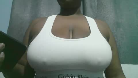 lady_dearra online show from October 22, 3:21 am