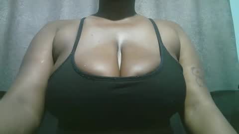 lady_dearra online show from December 17, 3:57 am