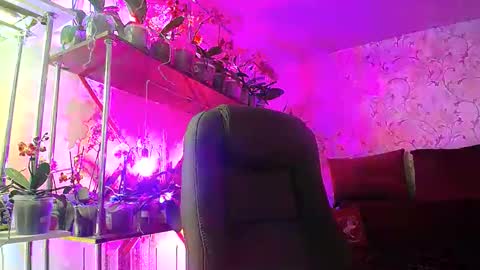 Lady Gloria online show from March 5, 12:11 pm