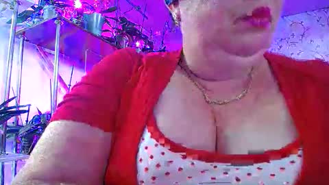 Lady Gloria online show from October 7, 12:01 pm