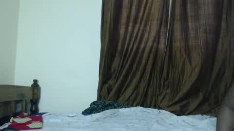 Maya online show from February 10, 10:20 am