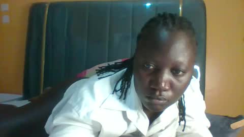 lindah32 online show from September 29, 2:54 am