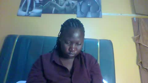 lindah32 online show from September 28, 2:53 am