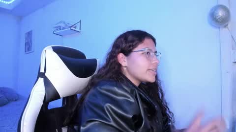  Lady  online show from November 17, 3:09 am