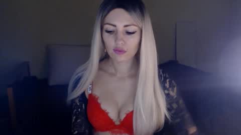 Monika online show from January 8, 1:20 pm