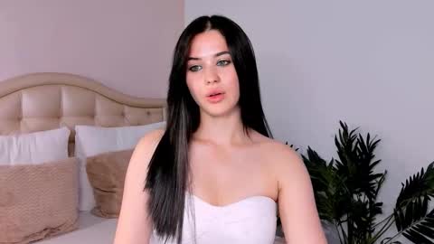 Snapshot of ladyofcandy chatting on September 13, 1:46 pm Amelia online show from September 13, 1:46 pm