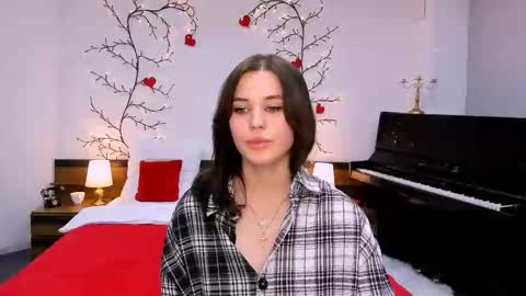 Snapshot of ladyofcandy chatting on March 7, 7:27 pm Amelia online show from March 7, 7:27 pm