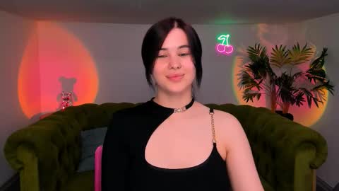 Snapshot of ladyofcandy chatting on October 15, 9:04 pm Amelia online show from October 15, 9:04 pm