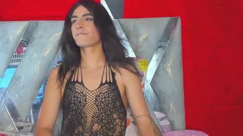 Snapshot of ladys_horny chatting on October 20, 4:34 pm Camila y Ashley online show from October 20, 4:34 pm