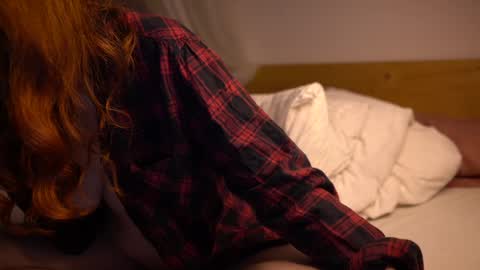 Dulce online show from February 24, 9:01 am