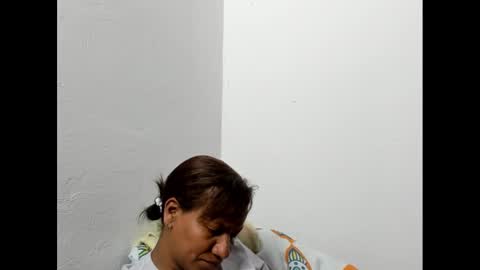 laflaka online show from December 14, 2:44 am