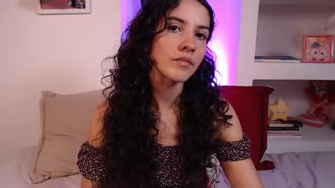 Snapshot of lailypink chatting on October 16, 2:00 am samanta online show from October 16, 2:00 am
