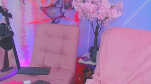 Sofia online show from October 31, 2:01 am