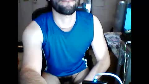 Snapshot of lakewood4523 chatting on January 20, 9:24 am Carlosss online show from January 20, 9:24 am