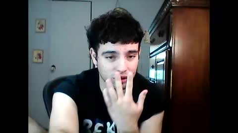 Snapshot of lakewood4523 chatting on September 20, 4:26 am Carlosss online show from September 20, 4:26 am