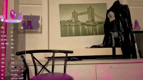 Miss Lala online show from November 25, 8:07 pm