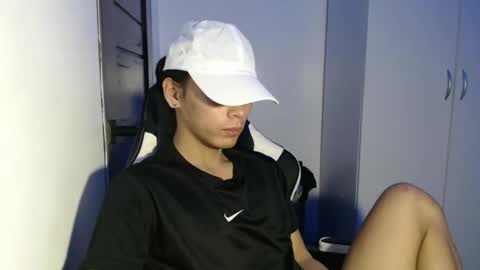 lalakinghugecock_2 online show from September 11, 3:35 pm