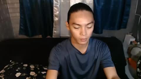 lalakinghugecock_2 online show from January 6, 5:06 pm