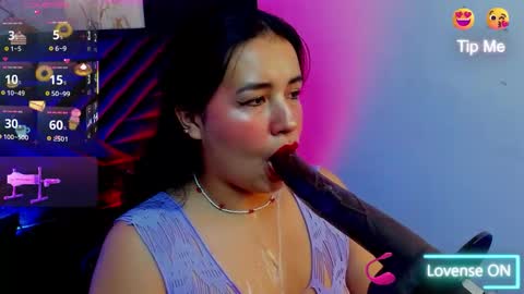 Lala lemoonds online show from December 4, 1:33 pm