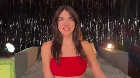 Ellina online show from November 11, 7:49 pm