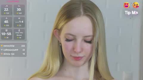 Snapshot of lana__j chatting on October 15, 8:20 pm Liana online show from October 15, 8:20 pm