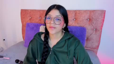 Snapshot of lana_dol chatting on February 12, 3:05 pm ... . . ... online show from February 12, 3:05 pm