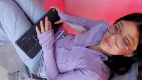 Snapshot of lana_dol chatting on March 7, 6:33 pm ... . . ... online show from March 7, 6:33 pm